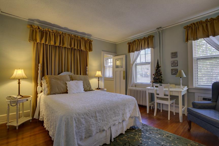Brown Street Inn Bed And Breakfast Айова Сити Екстериор снимка
